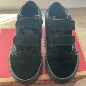 Like New! Toddler Vans Old School V Black Sneakers size 11